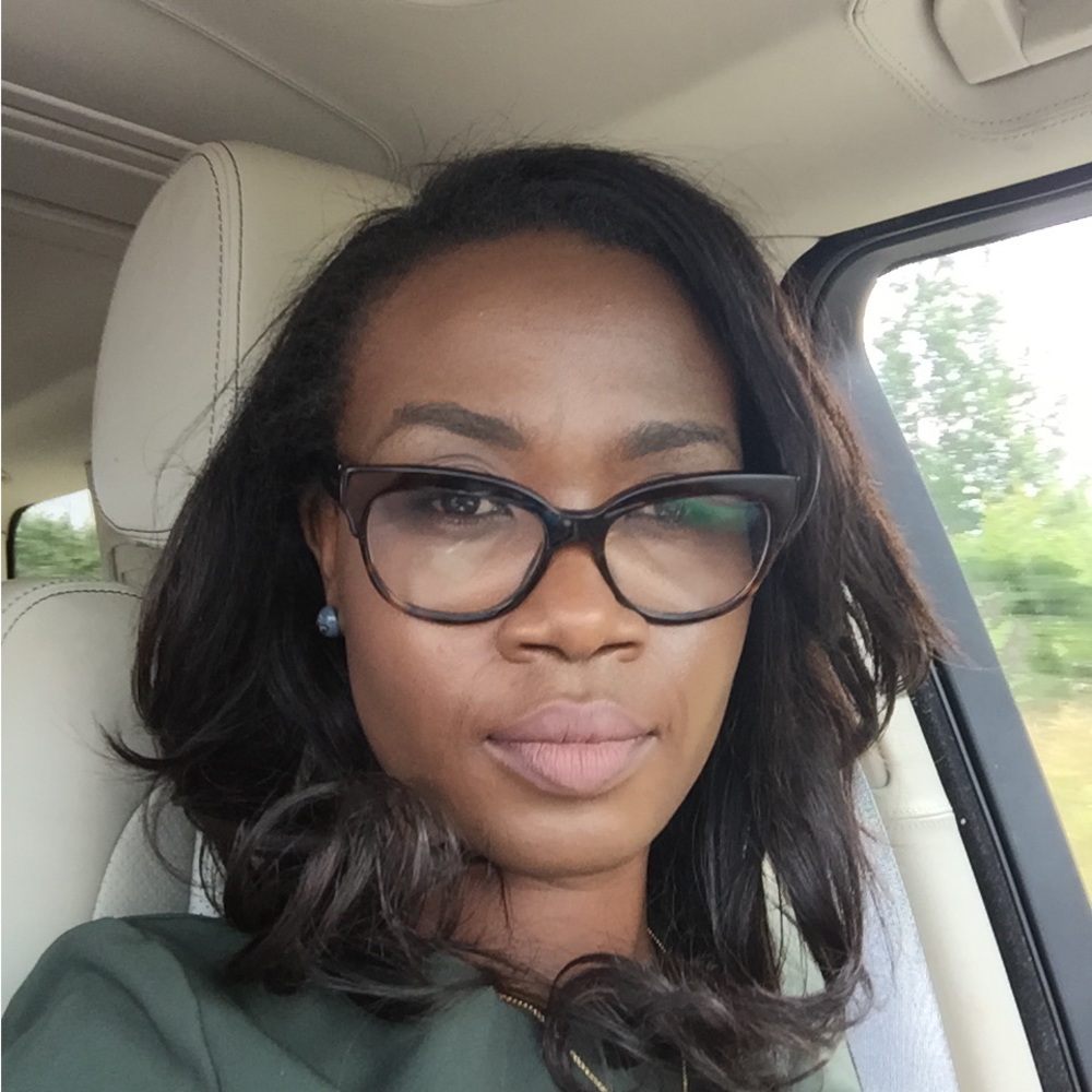 Meet your Posher, Latoya